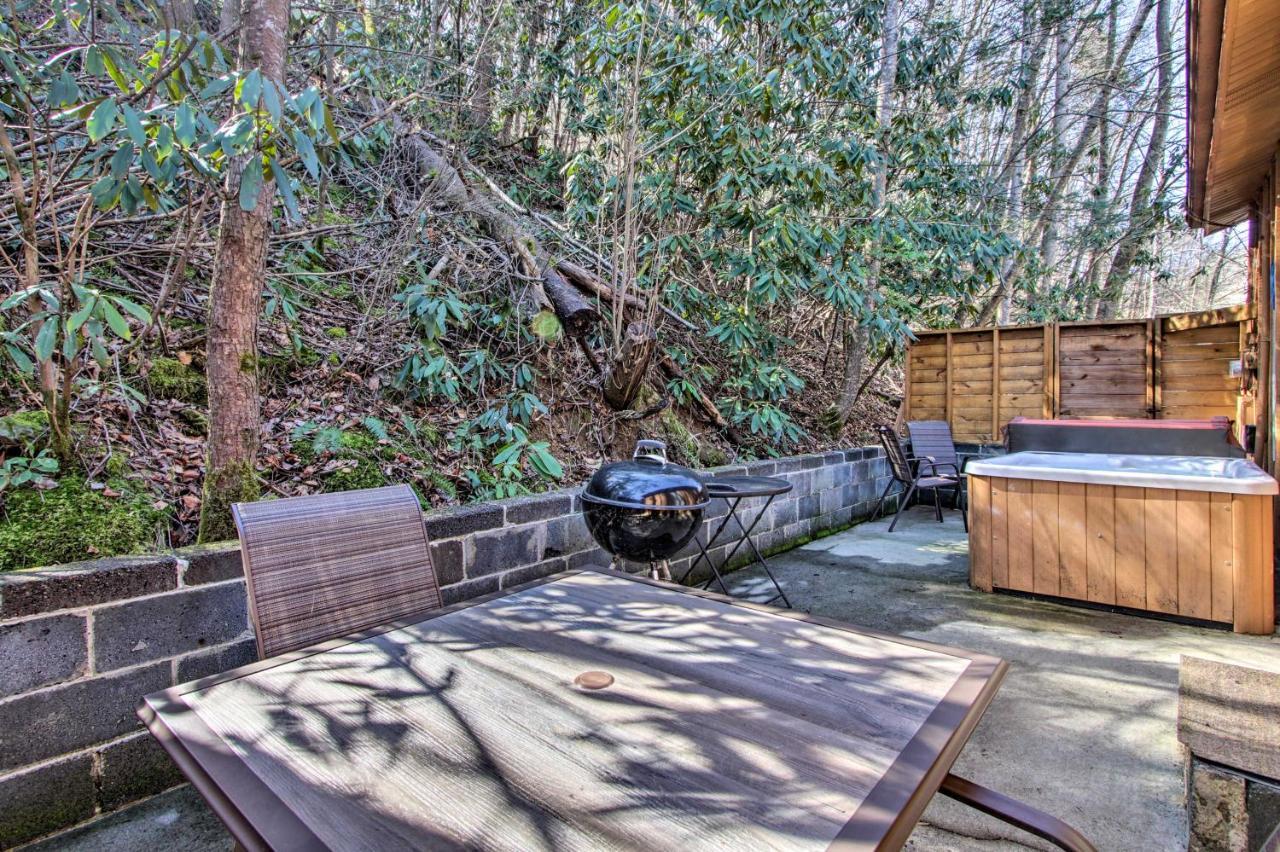 Вілла Couples Cabin Great Smoky Arts And Crafts Community Гатлінбург Екстер'єр фото
