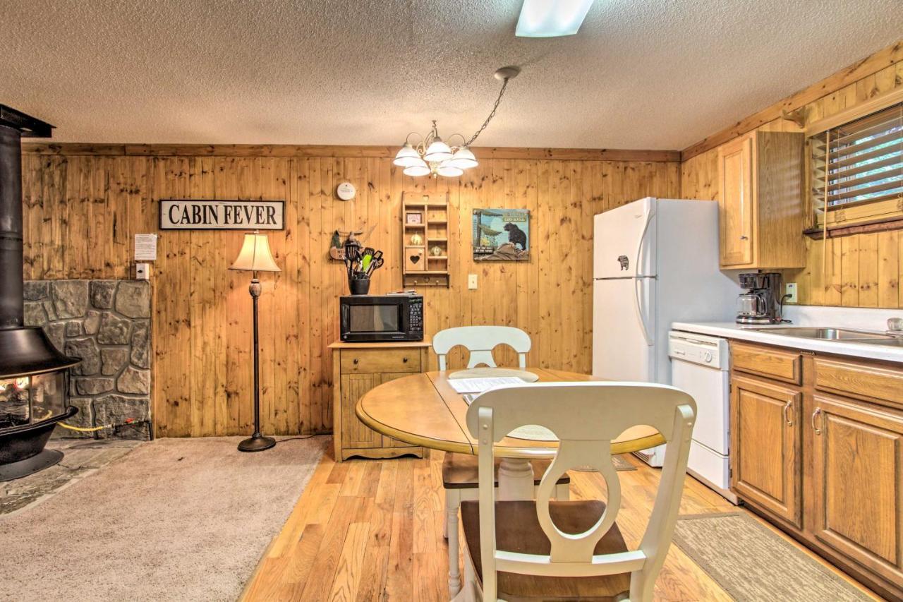 Вілла Couples Cabin Great Smoky Arts And Crafts Community Гатлінбург Екстер'єр фото